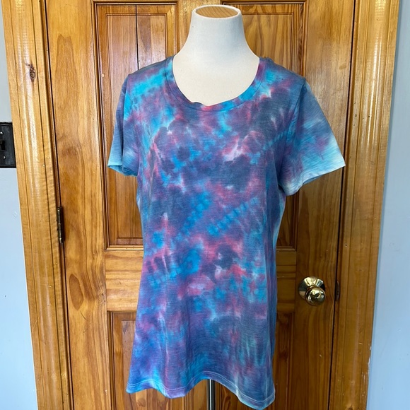 jrsdesignsltd Tops - Tye dye t-shirt